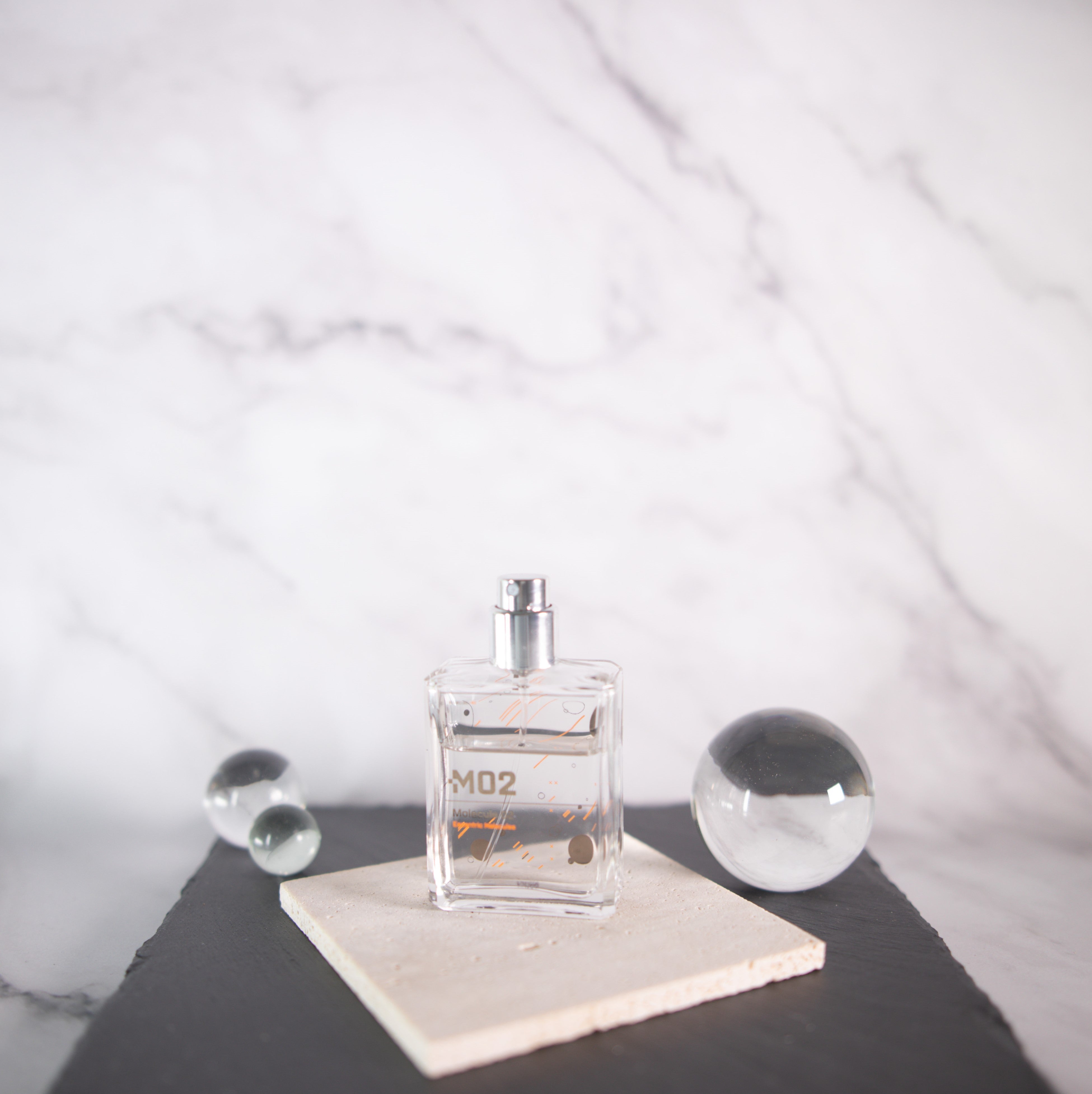 Escentric Molecules - Molecule 02